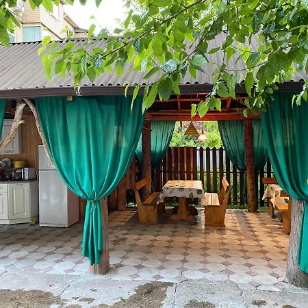 Sun Hotel Guest House Pizunda Bagian luar foto